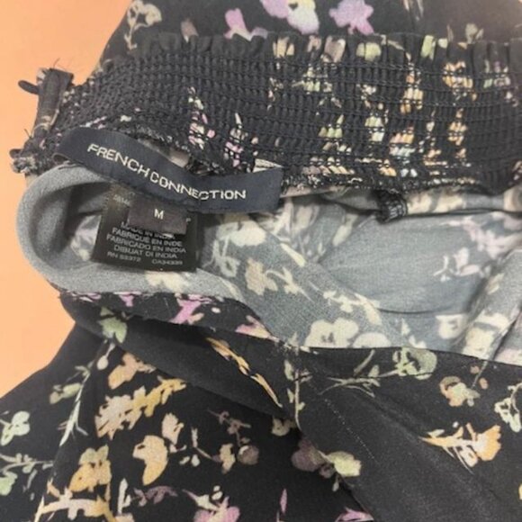 NWOT - FRENCH CONNECTION Birgin Colette Ruffle Blouse - Size M - Picture 6 of 6